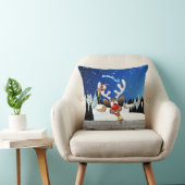 Funny Reindeer Peeking Christmas Meme  クッション (椅子)