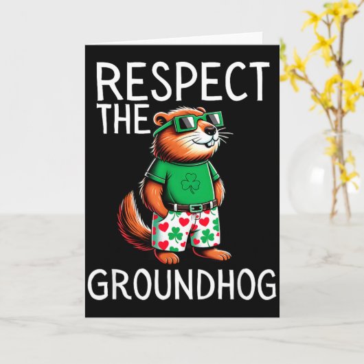 Funny Respect The Groundhog Ground Hog Day Funny  カード (黄色い花)