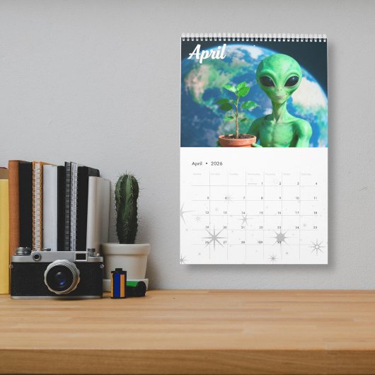 Funny Retro Alien Calendar – Aliens Among Us カレンダー