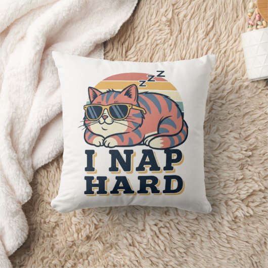 Funny Retro Cat Square Throw Pillow クッション (ブランケット)