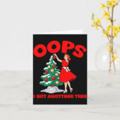 Funny Retro Christmas Oops I Got Another Tree  カード (黄色い花)