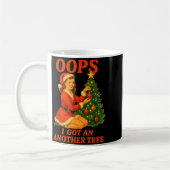 Funny Retro Christmas Oops I Got Another Tree  コーヒーマグカップ (左)