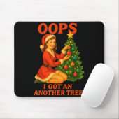 Funny Retro Christmas Oops I Got Another Tree  マウスパッド (マウス)