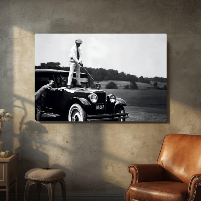 Funny Retro Golf Photo, 1920's Classic Car, Sports メタルプリント (クリエイターアップロード済み)