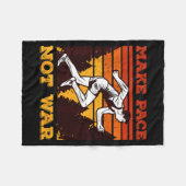 Funny Retro Runner Running Quote Gift - Make Pace  フリースブランケット (正面(横))