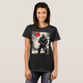 Funny Samurai Bigfoot Japanese Art Graphic Tee Ani Tシャツ (正面フル)