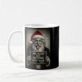 Funny Santa Claus Mugshot Christmas – Santa Xmas コーヒーマグカップ (左)