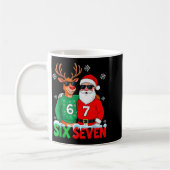 Funny Santa Reindeer 6 7 Christmas Meme Six Seven  コーヒーマグカップ (左)