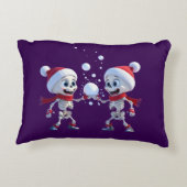 Funny Santa Skeletons Having a Snowball Fight  アクセントクッション (裏面)