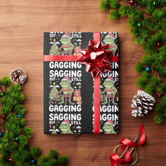 Funny SarcasticChristmas Sagging But Still Gagging ラッピングペーパー (クリスマスギフト)