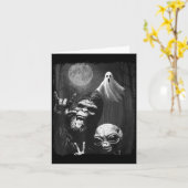 Funny Sasquatch &amp; Alien Rock On Hand Sign Ghos カード (黄色い花)