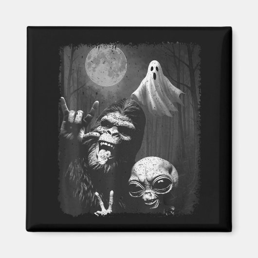Funny Sasquatch &amp; Alien Rock On Hand Sign Ghos マグネット (正面)