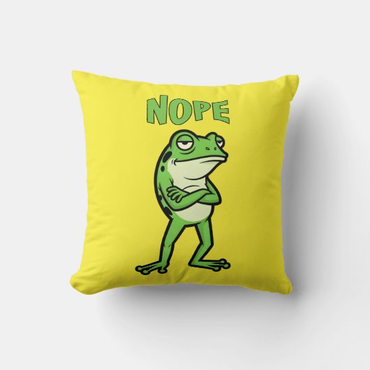 Funny Sassy Frog Nope, Grumpy Toads Cartoon Illus クッション (正面)