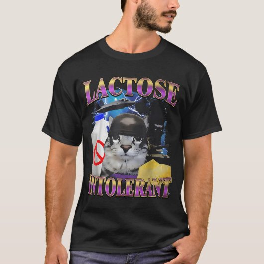Funny Saying Lactose Intolerant Silly Cat Meme Cat Tシャツ (正面)