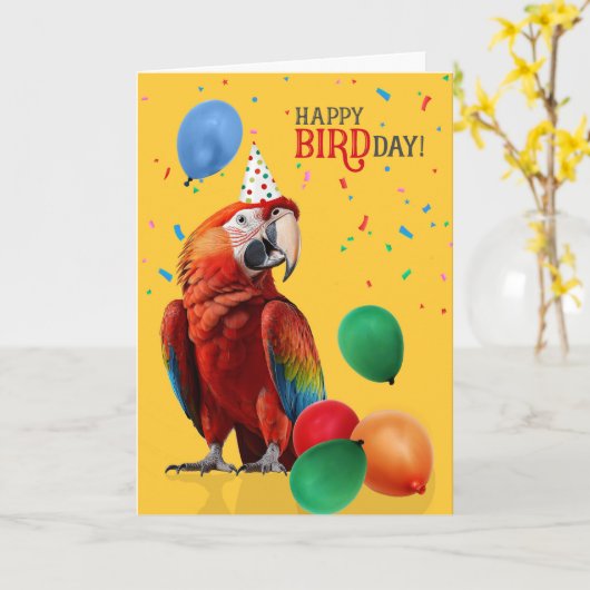 Funny Scarlet Macaw Parrot Birthday カード (黄色い花)