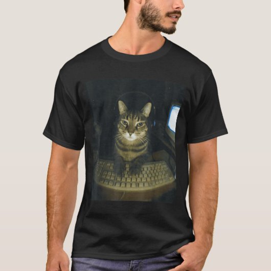Funny Serious Gamer Cat Lovers Stud Kitty Cat Meme Tシャツ (正面)