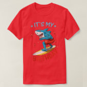 Funny Shark Birthday Summer Surfer Bday Surfboard  Tシャツ (デザイン正面)