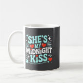Funny She's My Midnight Kiss Valentine Matching Co コーヒーマグカップ (左)