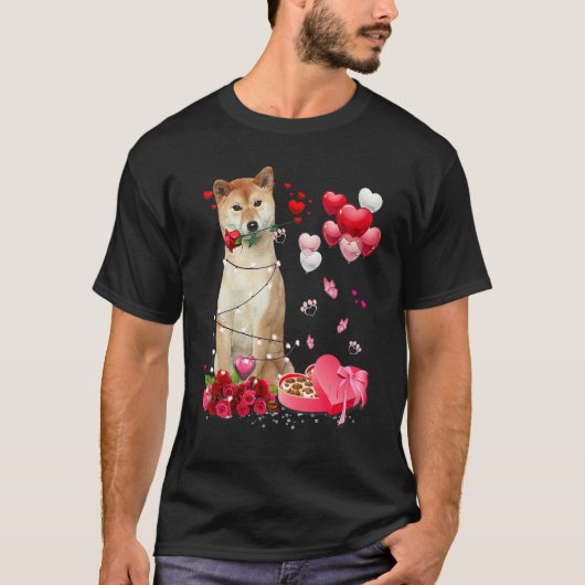 Funny Shiba Inu Rose Heart Happy Valentine Day Dog Tシャツ (正面)