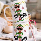 Funny Six Seven 67 6 7 Meme Christmas Elf Holiday コーヒーマグカップ