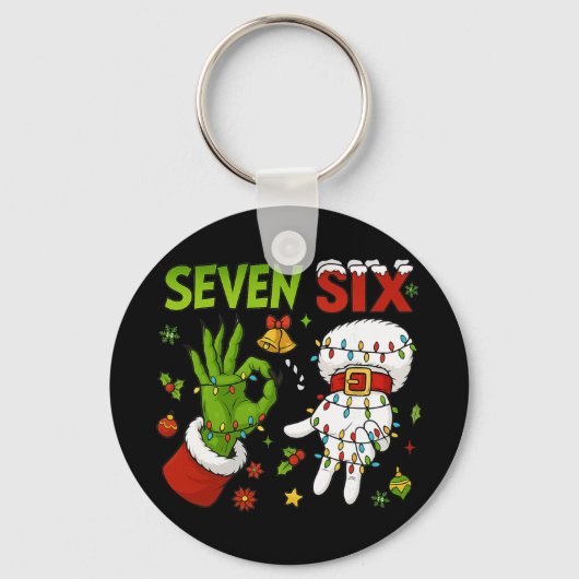 Funny Six Seven 67 Meme 6 7 Christmas Elf Hand Boy キーホルダー (正面)