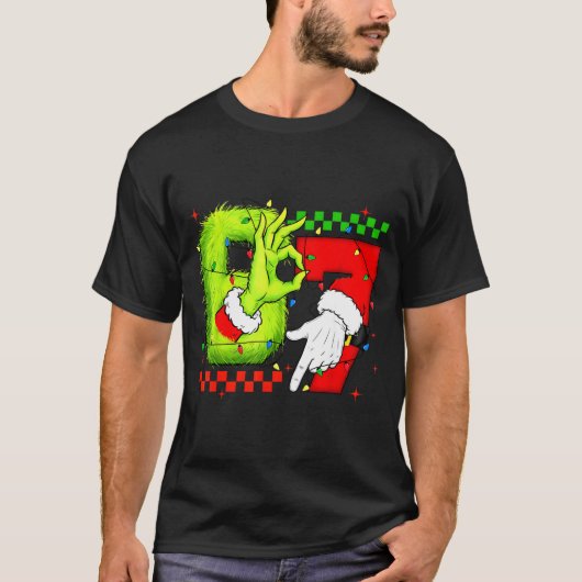Funny Six Seven 67 Meme 6 7 Christmas Elf Hand Boy Tシャツ (正面)