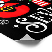 Funny Six Seven 67 Meme 6 7 Elf Santa Christmas Pa ポスター (角)