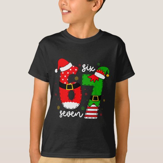 Funny Six Seven 67 Meme 6 7 Elf Santa Christmas Pa Tシャツ (正面)