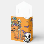 Funny Skeleton And Candy For Halloween フェイバーボックス (オープン)