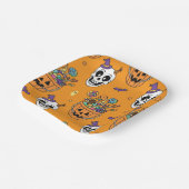 Funny Skeleton And Candy For Halloween ペーパープレート (傾斜あり)