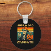 Funny Skeleton Dad Quote Retro Gift For Father’s D キーホルダー (正面)