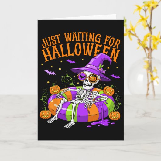 Funny Skeleton Float Just Waiting For Halloween Me カード (黄色い花)