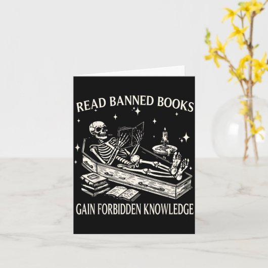 Funny Skeleton Read Banned Books Gain Forbidden Kn カード (黄色い花)
