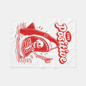 Funny Skeleton Stay Sitive Shark Beach Motivationa フリースブランケット (正面(横))