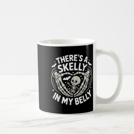 Funny Skeleton There's Skelly In My Belly Pregnant コーヒーマグカップ (右)