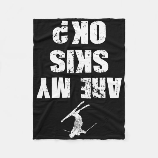 Funny Ski Tee Distressed Skiing Winter Sports Ski フリースブランケット (正面)