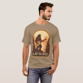 Funny Slap Da Bass Sasquatch Music Lover Bassist f Tシャツ (正面フル)