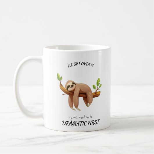 Funny Sloth Coffee Mug – "Slow Coffee, Happy Vibes コーヒーマグカップ (左)
