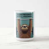 Funny Sloth Gym Motivation Poster - Slow Progress  コーヒーマグカップ (中央)