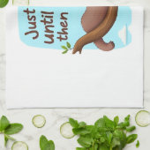 Funny Sloth on a Tree � Just Make It to Friday Ove キッチンタオル (折り畳み)