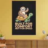 Funny Sloth Riding Turtle キャンバスプリント (インサイチュ (リビング))