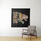 Funny Sloth Riding Turtle タペストリー (インサイチュ(横))