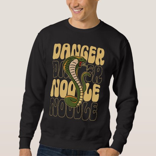 Funny Snake Lover Danger Noodle スウェットシャツ (正面)