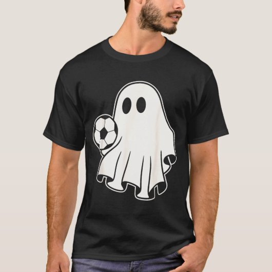 Funny Soccer Ghost Playing Soccer Lovers Halloween Tシャツ (正面)