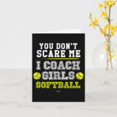 Funny Softball Coach You Don't E Me I Coach Girls  カード (黄色い花)