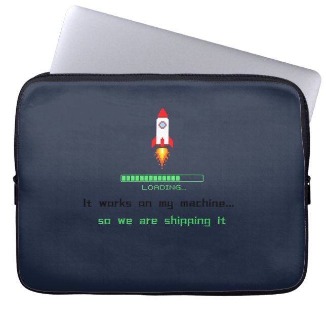 Funny Software Engineer Shipping It  ラップトップスリーブ (正面)