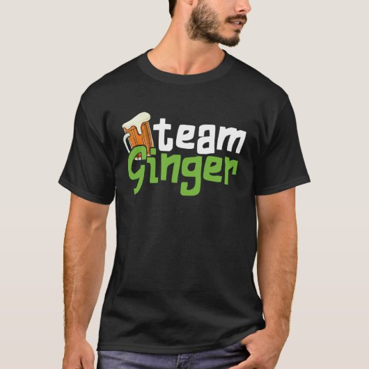Funny St. Patrick's Day Team Ginger Drinking Gift Tシャツ (正面)