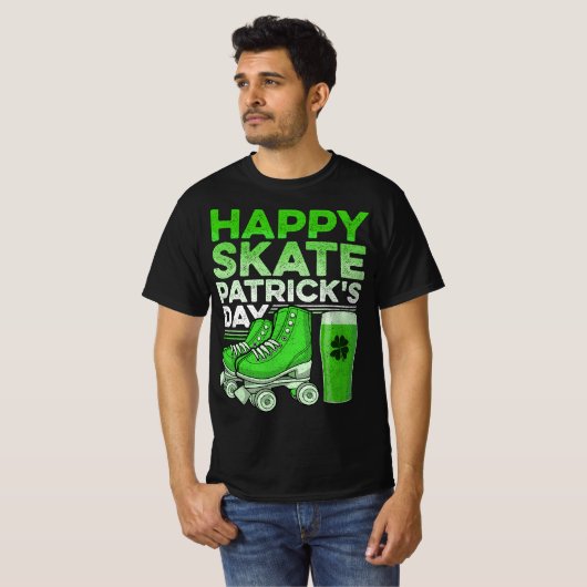 Funny StPatrick's Day Roller Skates Beeer  Tシャツ (正面フル)