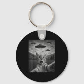 Funny Surprised Ed Cat Selfie With Alien Ufo Cat U キーホルダー (正面)