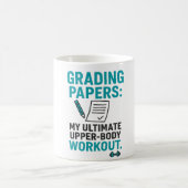 Funny Teacher Coffee Mug – "Grading Papers コーヒーマグカップ (中央)